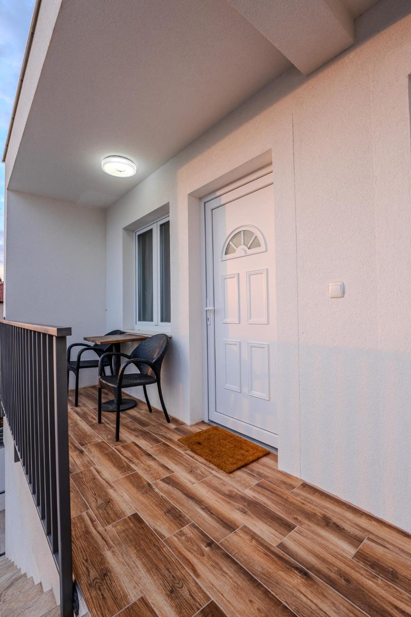 Villa Leny With Pool Sukošan エクステリア 写真